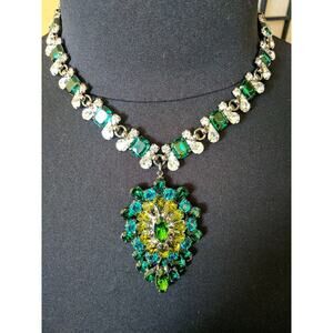 Early Gorgeous Dannijo Emerald Green Crystals Statement Pendant Necklace Signed